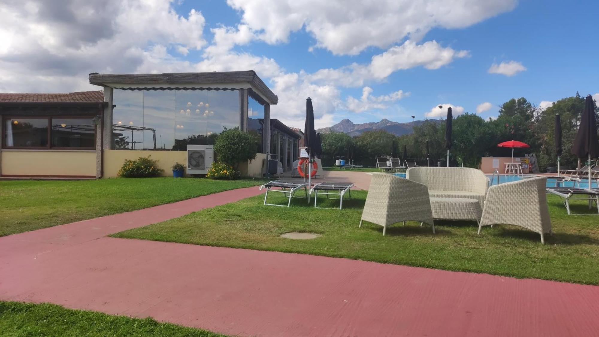 Li Suari Club Village San Teodoro  Esterno foto