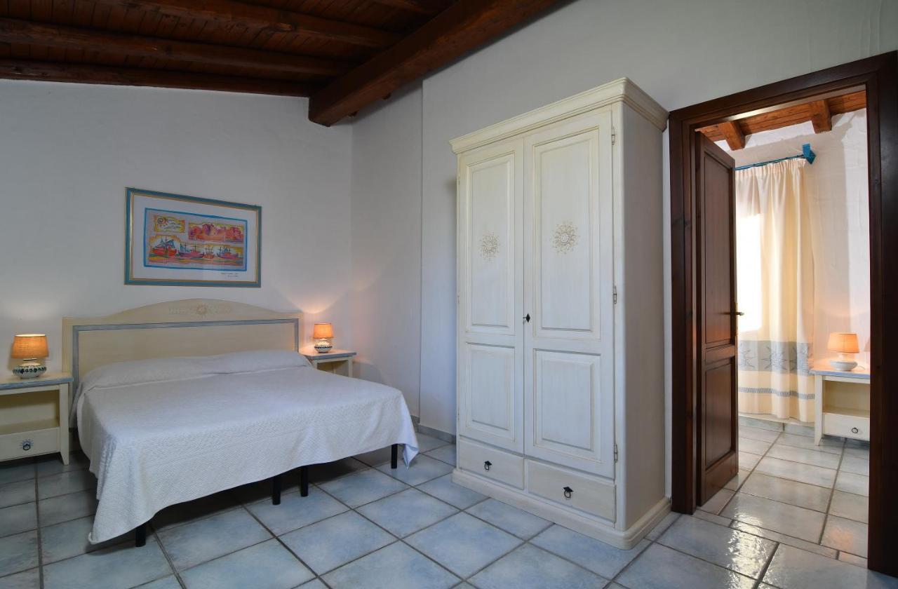 Li Suari Club Village San Teodoro  Esterno foto
