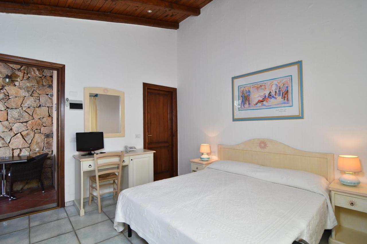 Li Suari Club Village San Teodoro  Esterno foto
