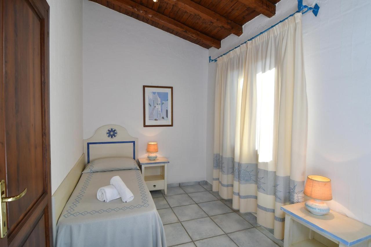 Li Suari Club Village San Teodoro  Esterno foto